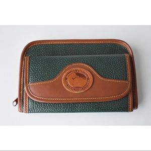 Vintage DOONEY & BOURKE Leather Wallet